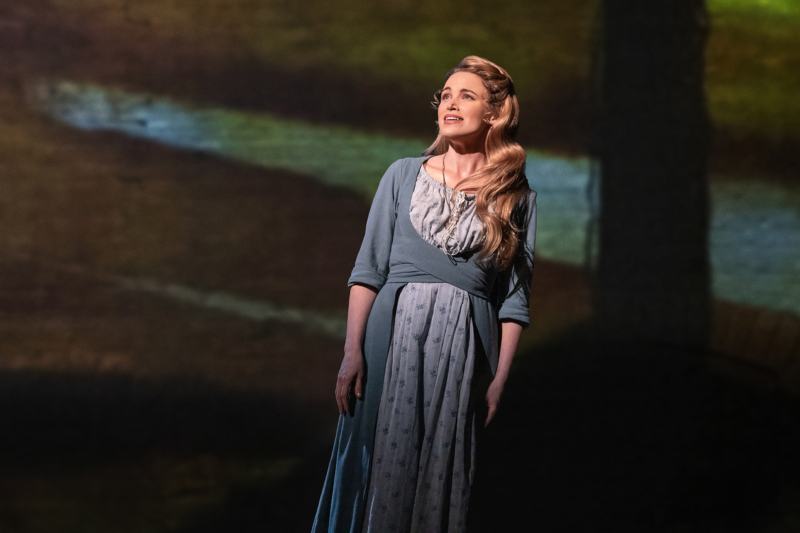 I Dreamed A Dream” – Lindsay Heather Pearce as Fantine in Les Misérables Photo: Matthew Murphy